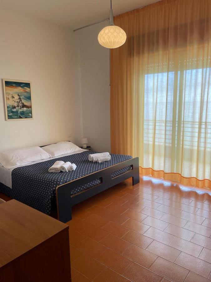 Capo Nettuno Hotel Capo dʼOrlando Kültér fotó
